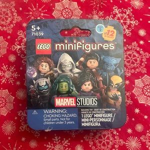 Lego Marvel series 2 minifigure Agatha Harkness (opened but unbuilt)
